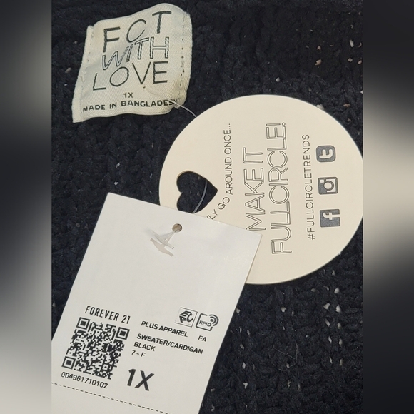 FTC WITH LOVE Women's Size 1X  Black Open Front Sweater/Cardigan with Pockets - Picture 2 of 12
